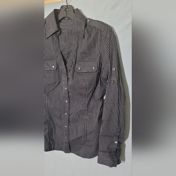 Express Design Studio • Button Down - Picture 6 of 10